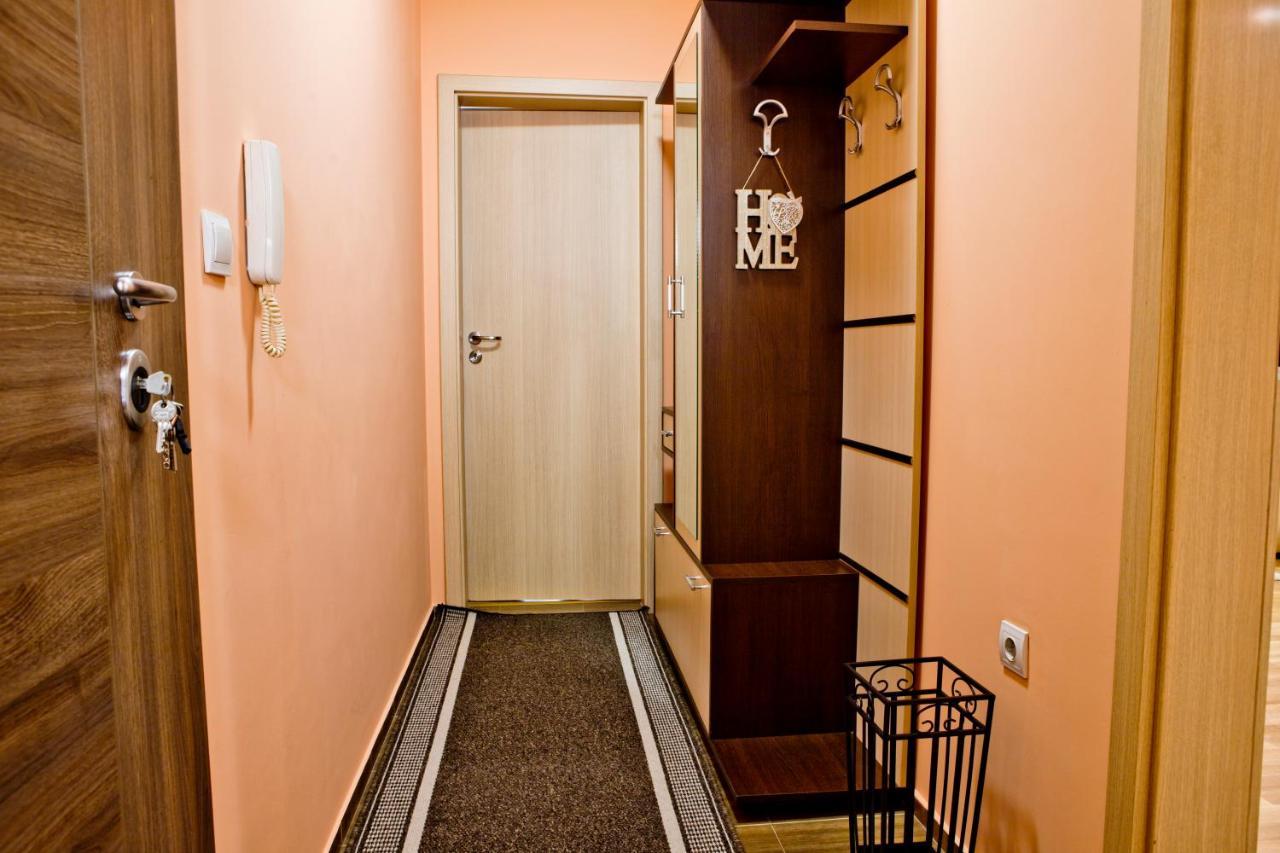 Sunflower Apartment City Center Пловдив Экстерьер фото