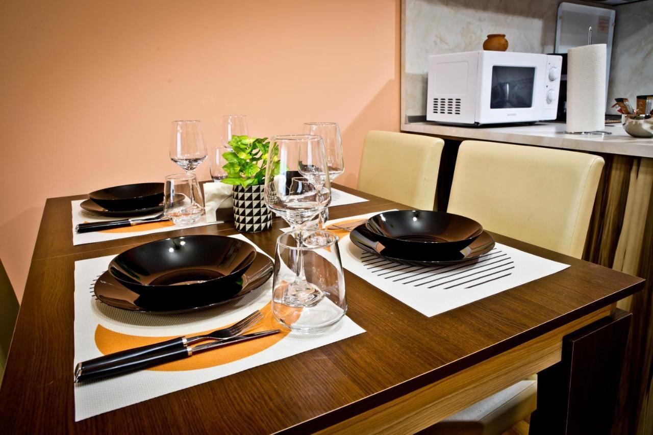 Sunflower Apartment City Center Пловдив Экстерьер фото