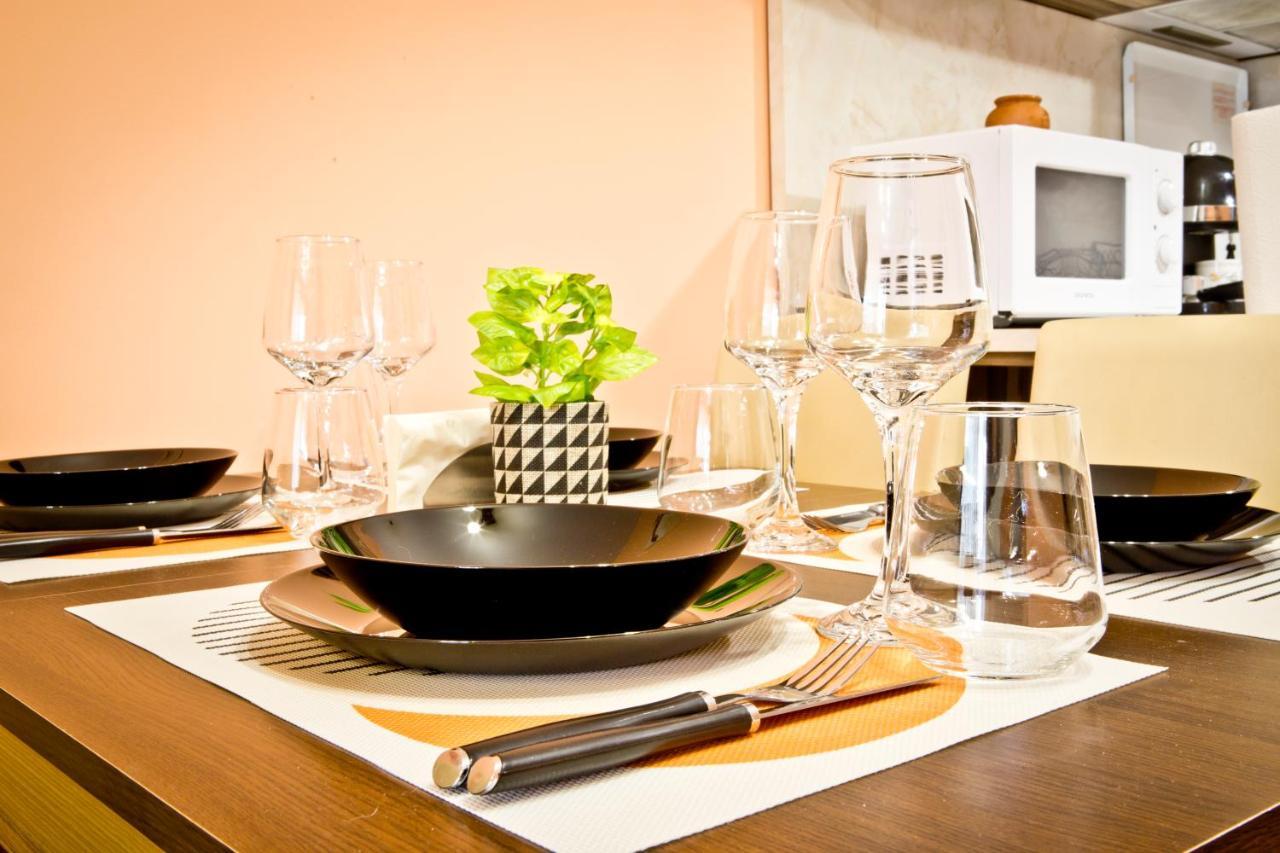 Sunflower Apartment City Center Пловдив Экстерьер фото