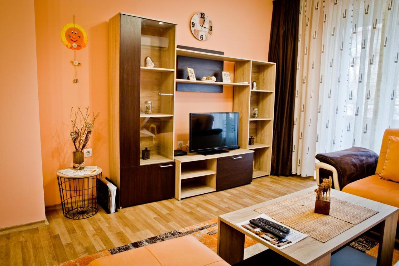 Sunflower Apartment City Center Пловдив Экстерьер фото